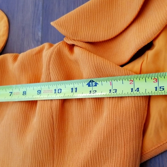 EUC Hello Molly Ruffle off the Shoulder Orange Pencil Dress Size Medium 🔥🔥🔥 - Picture 9 of 13
